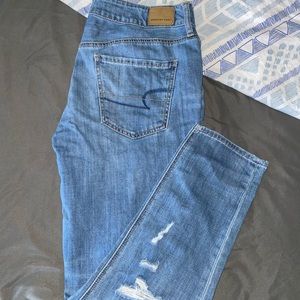 American Eagle Tomgirl Jean